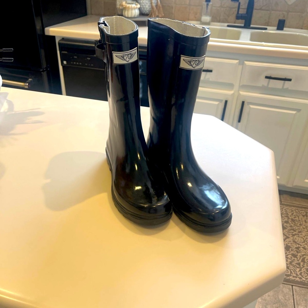 Forever Young Rain Boots (7)